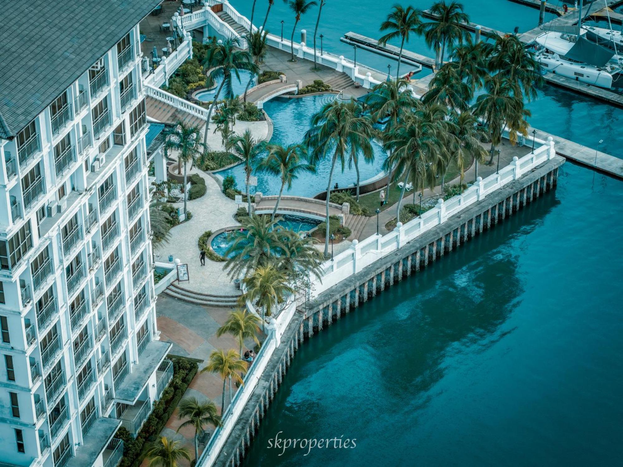 Seaview Suites At Admiral Bay Port Dickson Exterior photo
